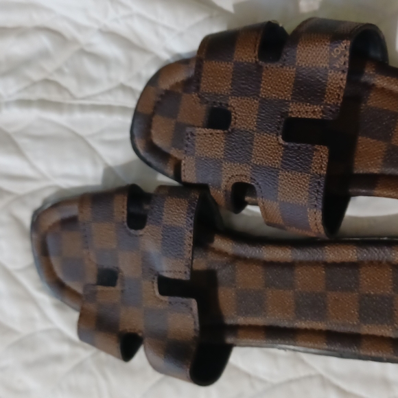 Sandals 👡 - Picture 3 of 5